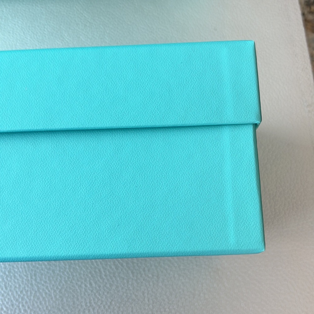 Large Tiffany Box - Picture 5 of 5